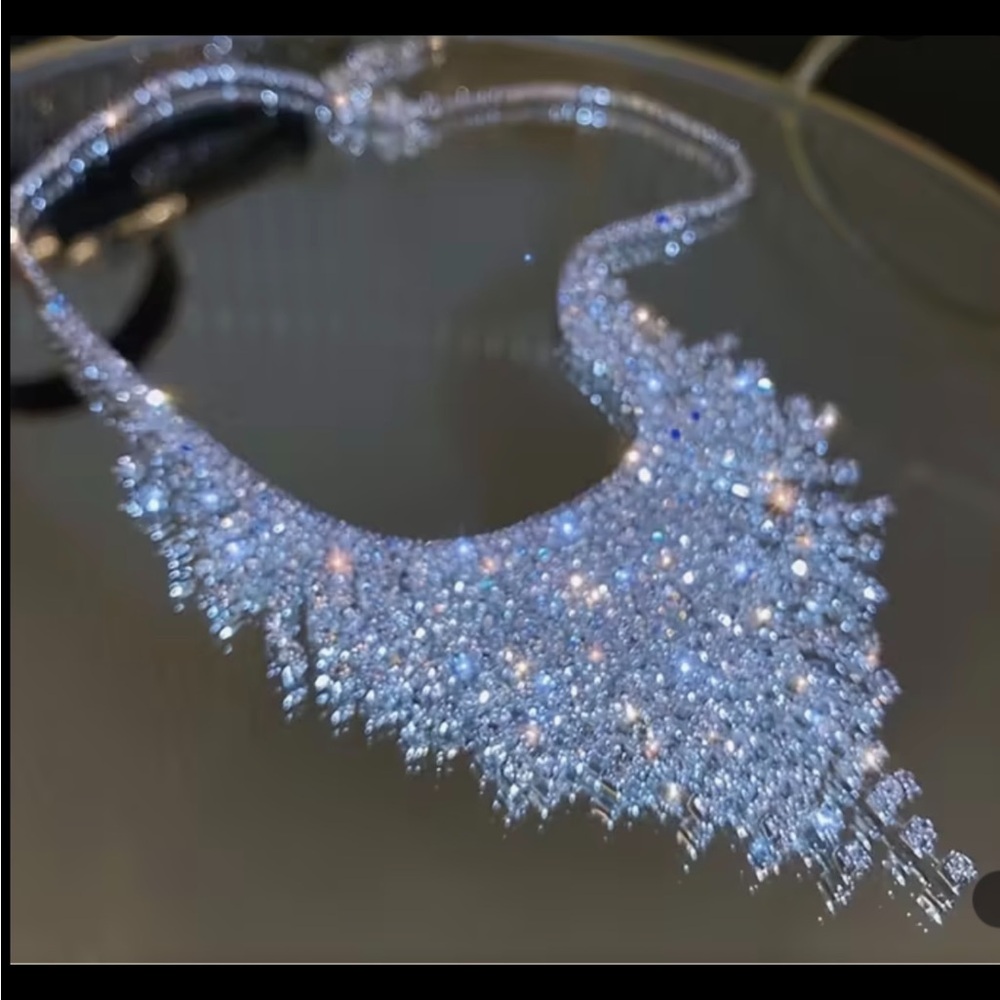 Silver & Rhinestone Necklace - Picture 6 of 9